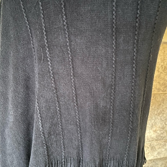 BLACK Shawl Cape with Fringe!! - Picture 3 of 7